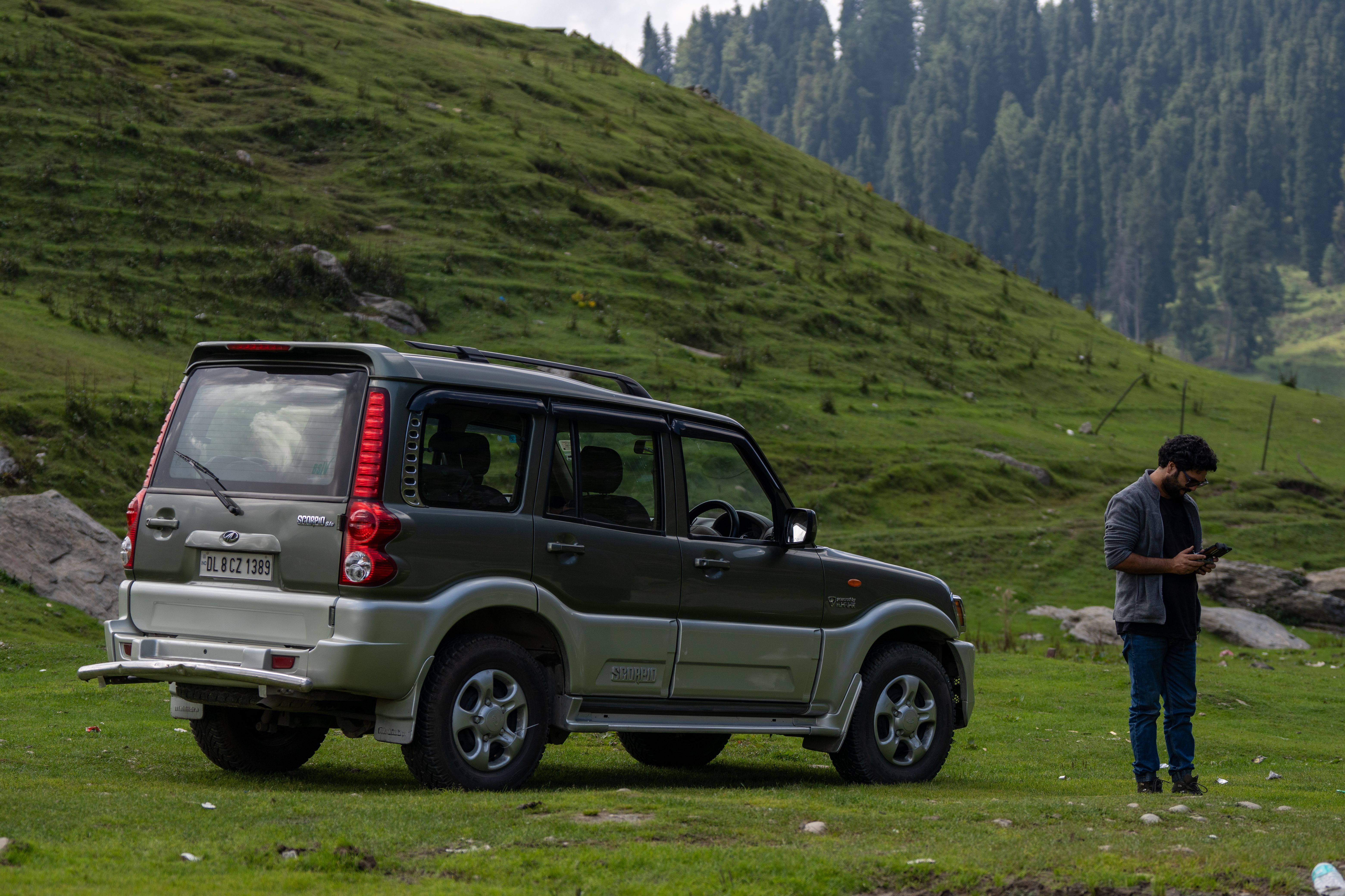 Mahindra Scorpio rental